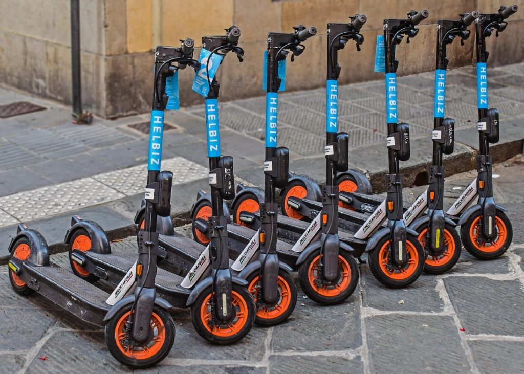 VMAX Electric Scooter Lineup Guide - Make Sure You Pick The Right One!